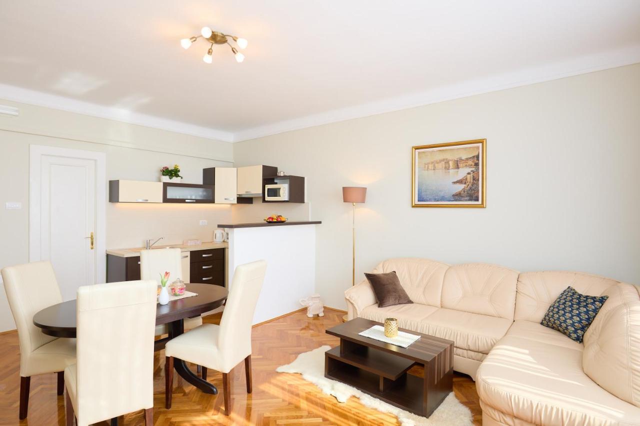 Seaview Apartment Ploce ドゥブロブニク エクステリア 写真