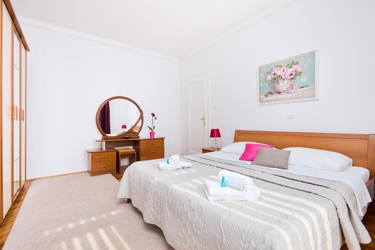 Seaview Apartment Ploce ドゥブロブニク エクステリア 写真